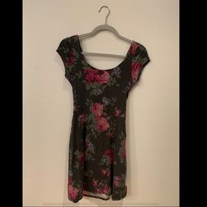American Eagle Floral dress